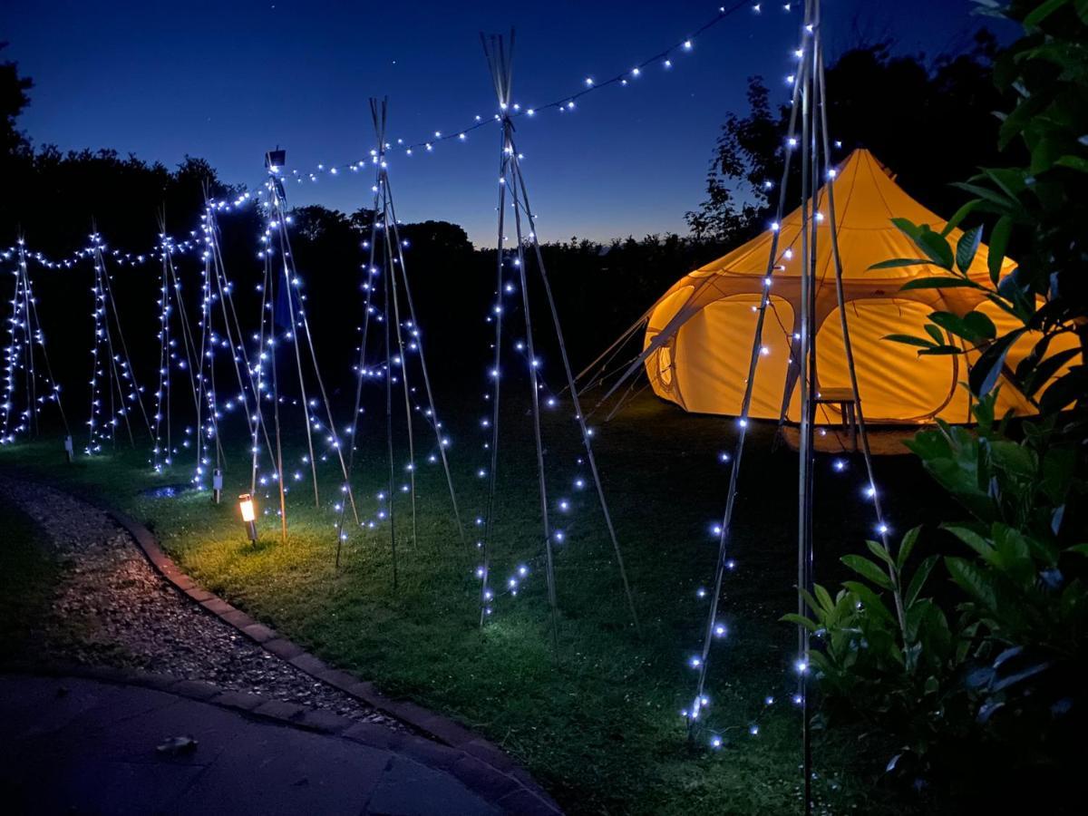 Secret Garden Glamping Otel Lymington Dış mekan fotoğraf